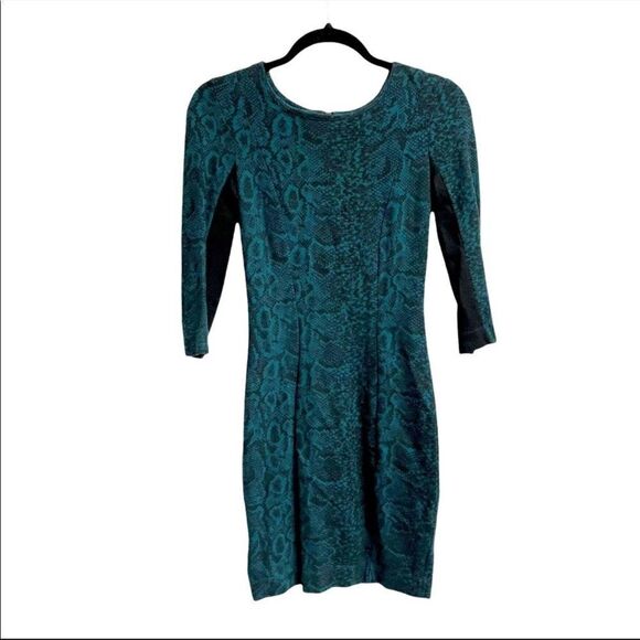 FRENCH CONNECTION Y2K Crew Neck Long Sleeve Mini Dress Snake Print Blue Green 4 - Picture 3 of 9